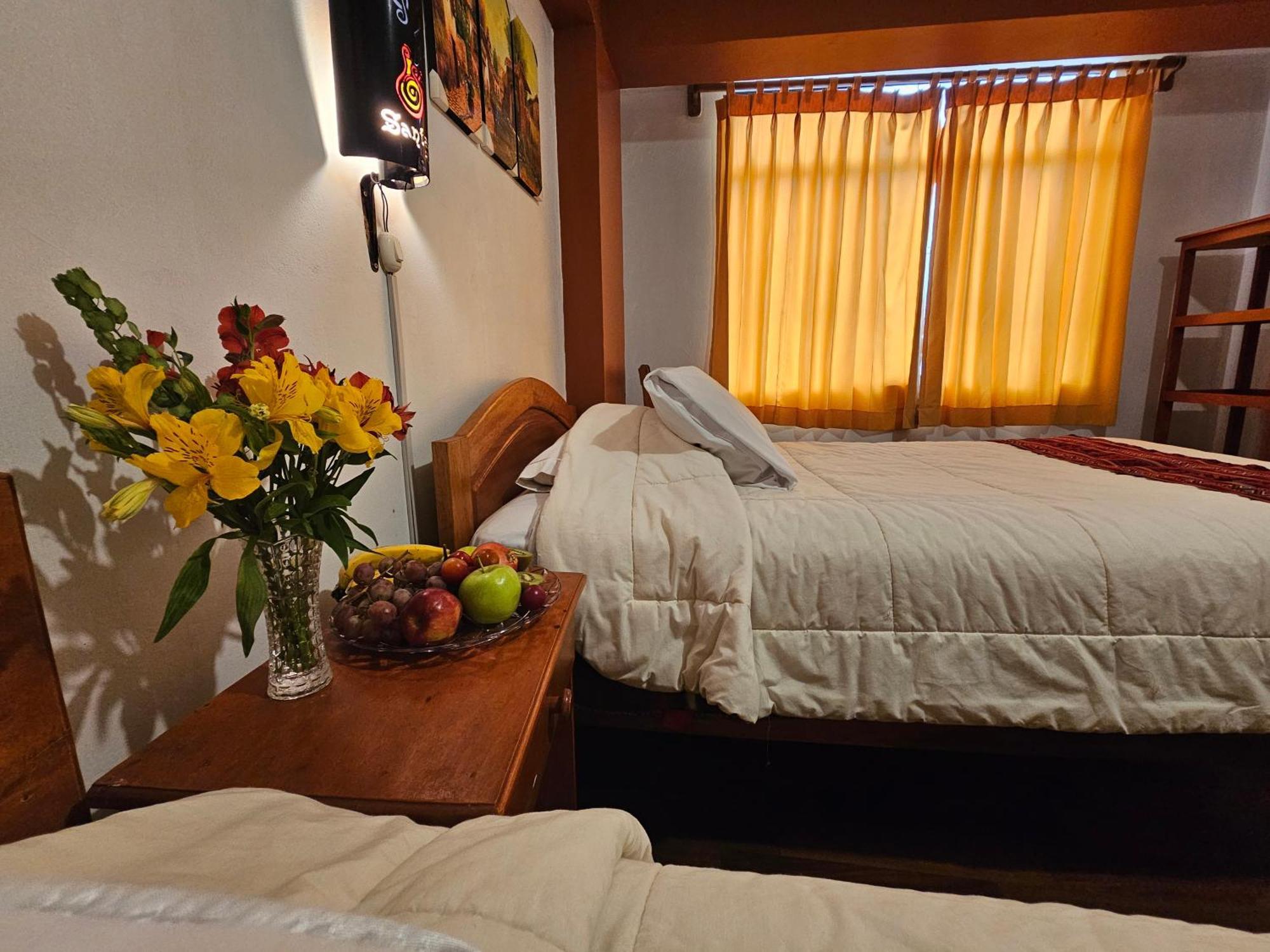 Hostal Con Vista A La Ciudad Santa Ana クスコ エクステリア 写真