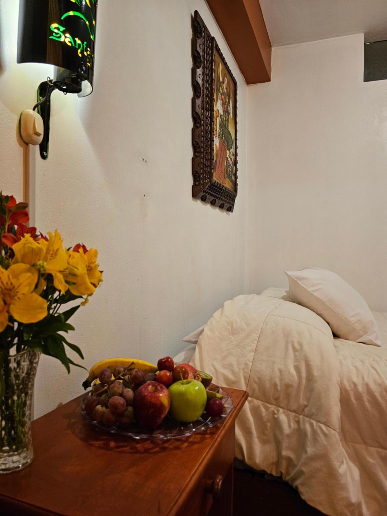 Hostal Con Vista A La Ciudad Santa Ana クスコ エクステリア 写真